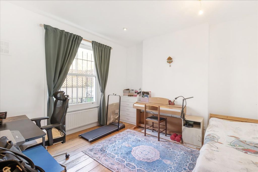 Property photo 3 of 15