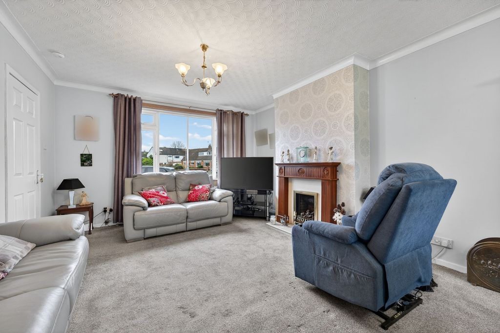 Property photo 3 of 24