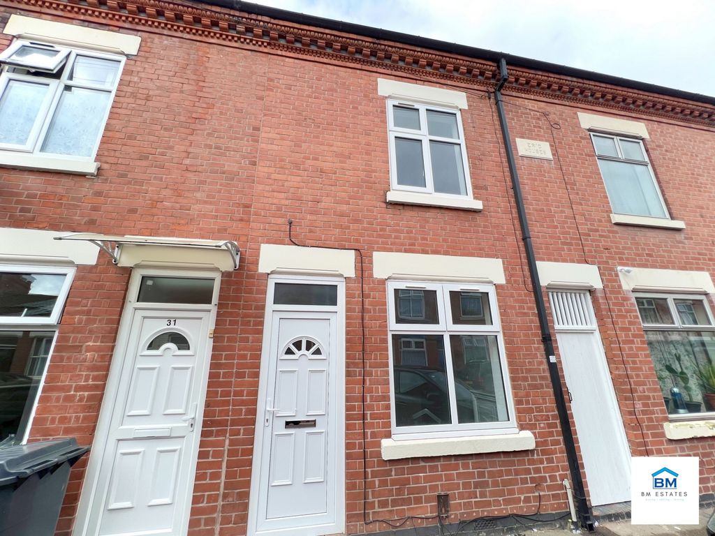 Property photo 1 of 12 Front