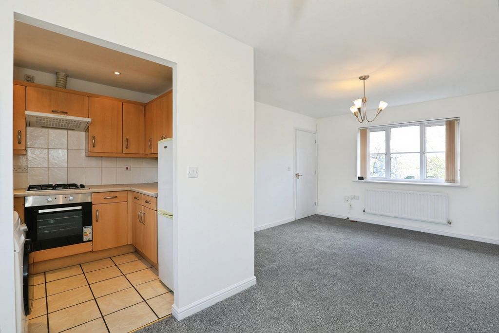 Property photo 3 of 14 Pbox-Img.Jpg