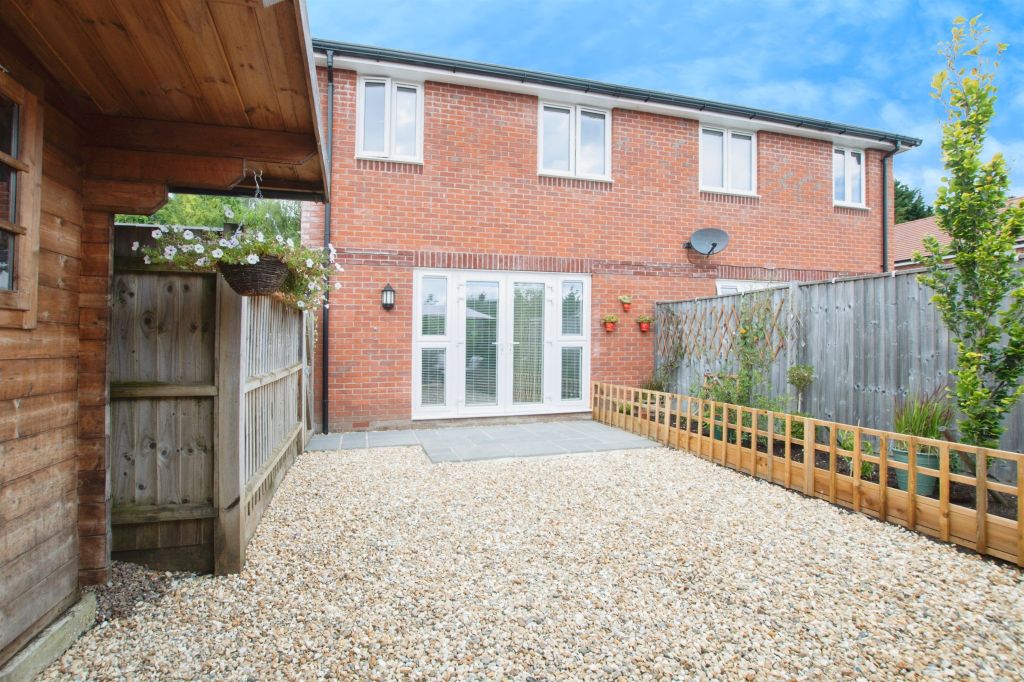Property photo 1 of 22