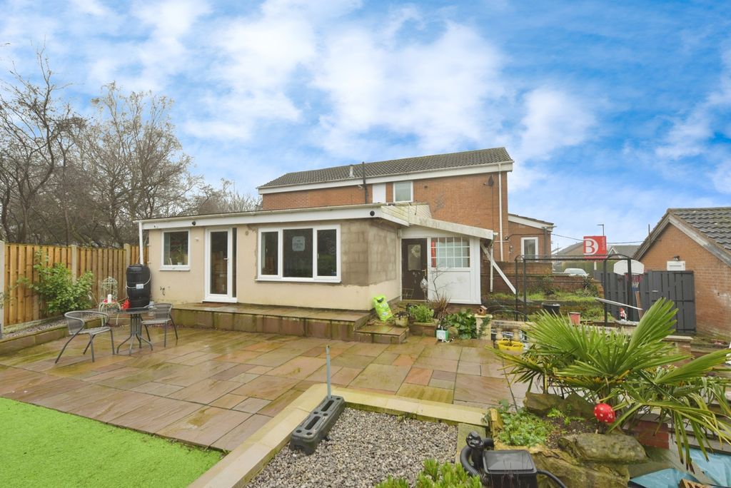 Property photo 1 of 18 Pbox-Img.Jpg