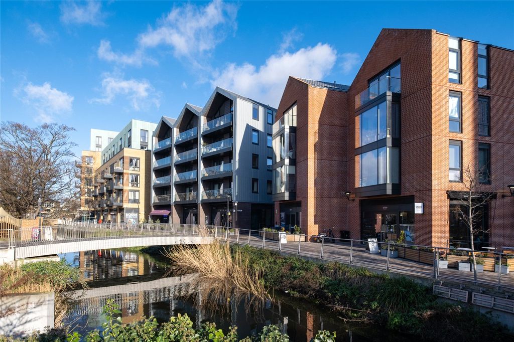 Property photo 2 of 19 Picture No. 39