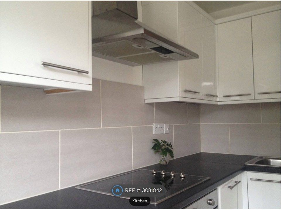 Property photo 2 of 13 Kitchen