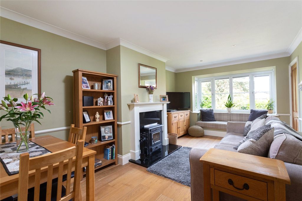 Property photo 2 of 14 Photo