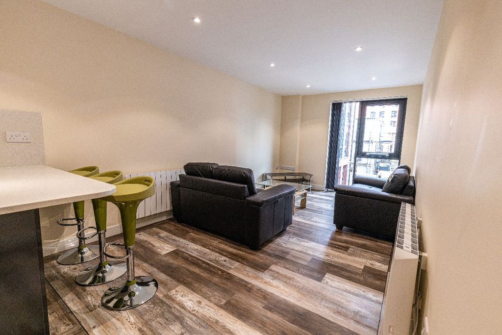 Property photo 2 of 10