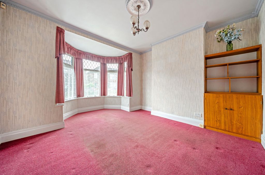 Property photo 3 of 20 1478350-10-6A3010...