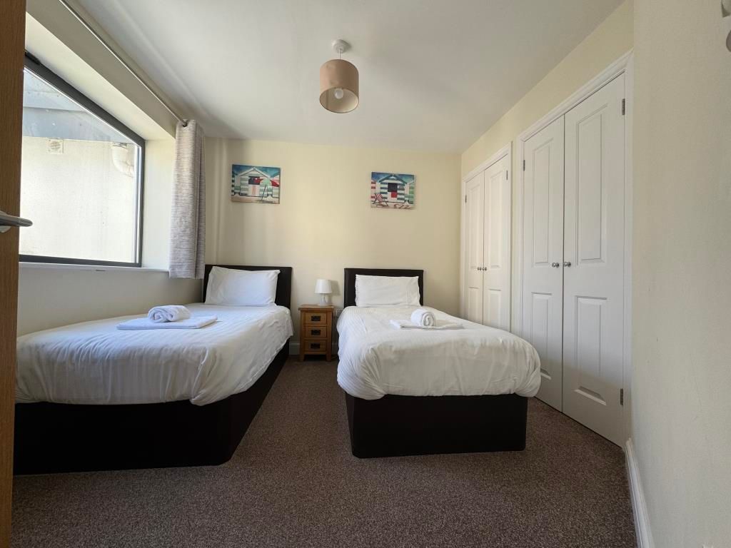 Property photo 3 of 9 Bedroom 2