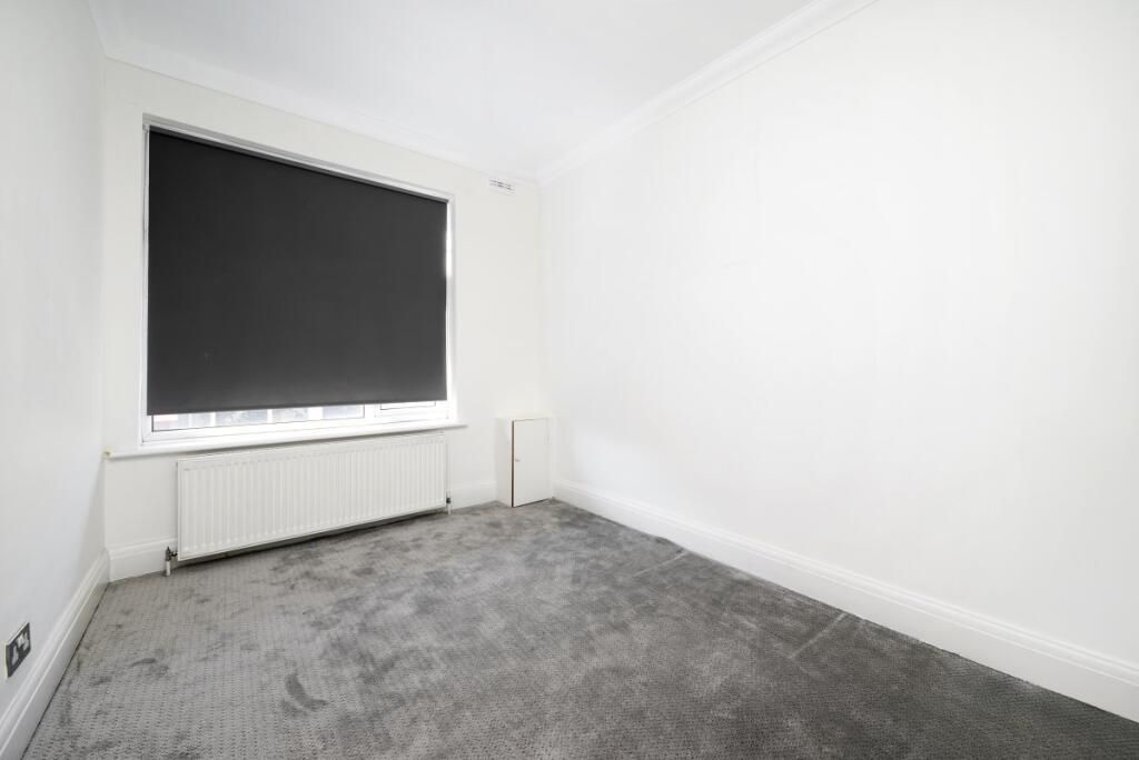 Property photo 3 of 11 Bedroom