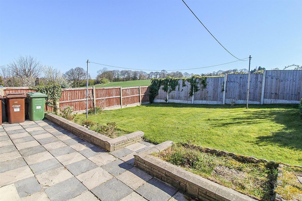 Property photo 2 of 10 Outside
