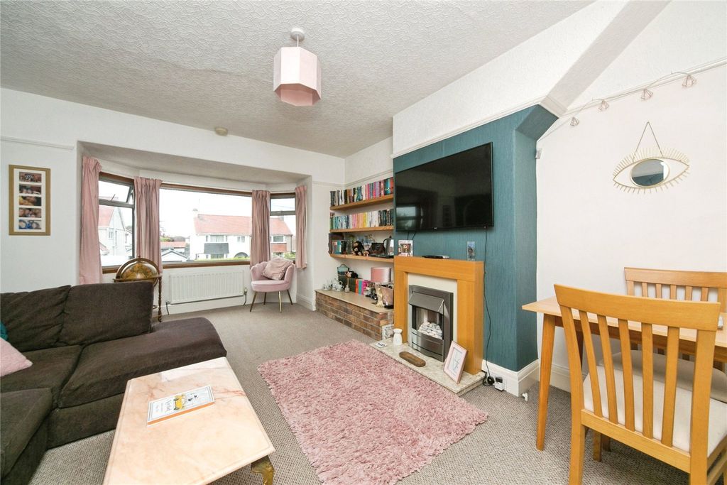 Property photo 2 of 13 Picture No. 03