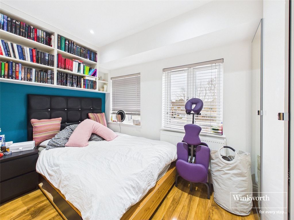 Additional image 16 of 7 bed detached house for saleEdgwarebury Lane, Edgware HA8