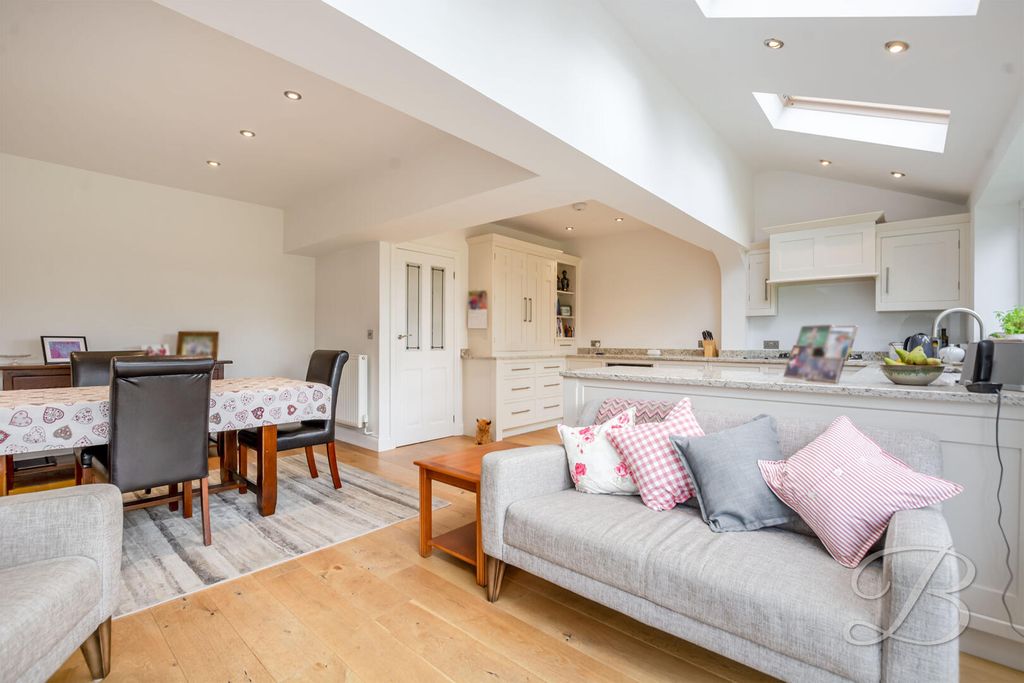 Property photo 3 of 57 Kitchen