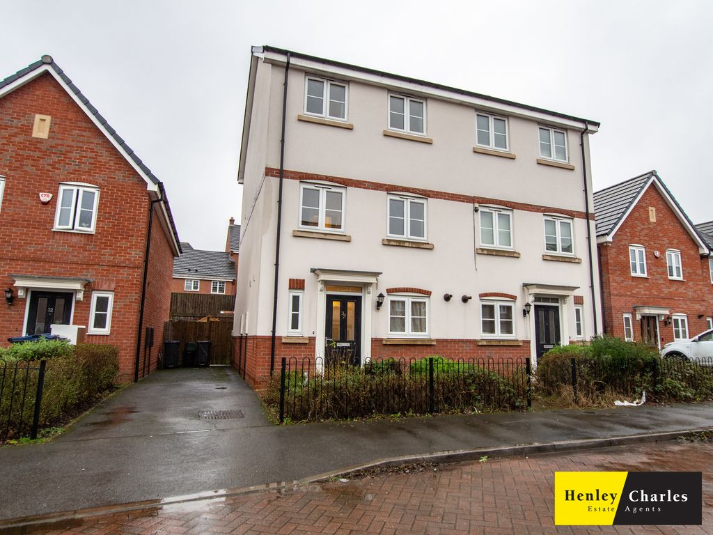 Property photo 1 of 10 Front