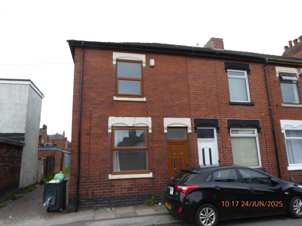 Property photo 1 of 11 Front External View