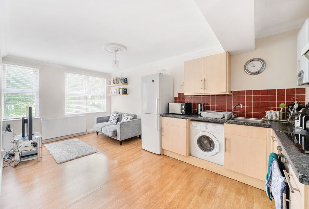 Property photo 2 of 9 1279747-4-6825E4F...