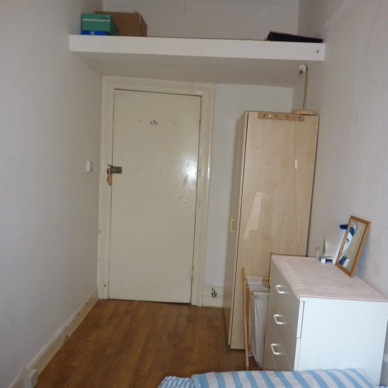 Property photo 2 of 6 Photo 3