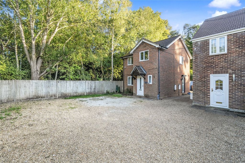 Property photo 1 of 16 Picture No. 25