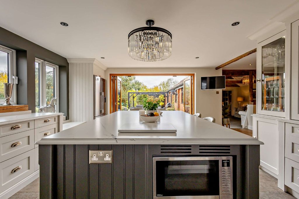 Property photo 3 of 16 Picture No. 04