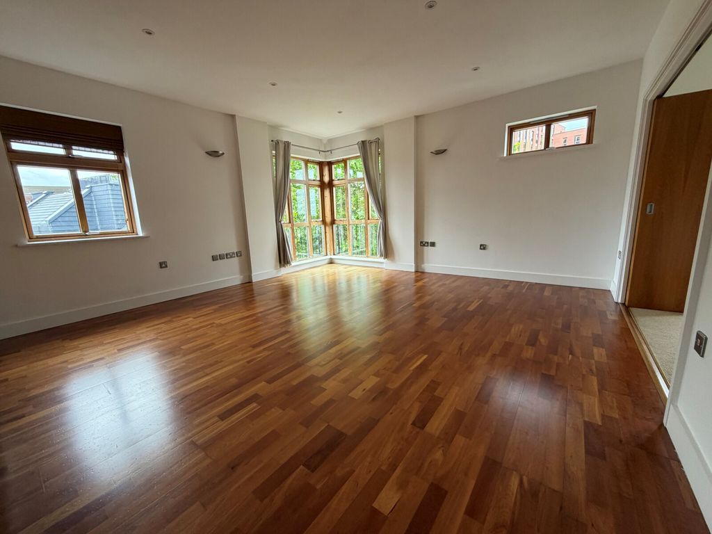 Property photo 1 of 12 Picture No. 15