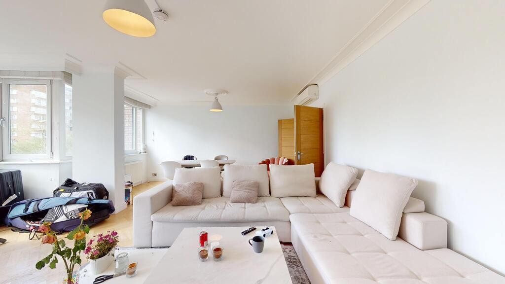 Property photo 3 of 36