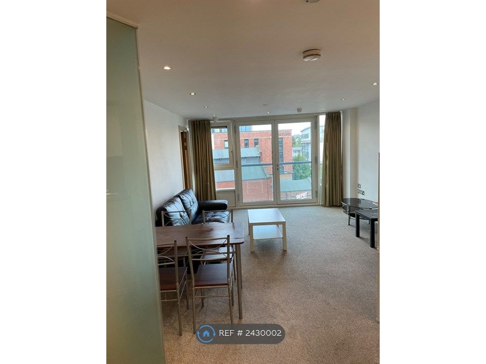 Property photo 2 of 13