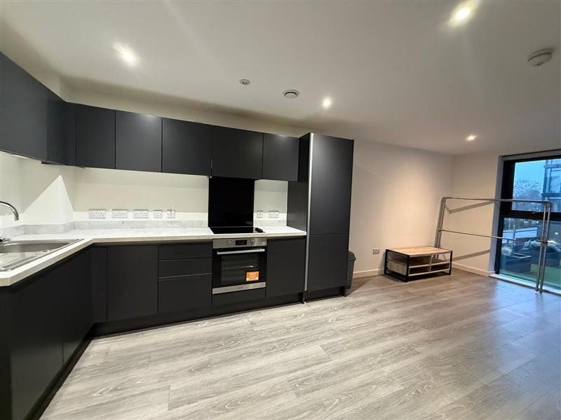 Property photo 2 of 15 Picture No. 20