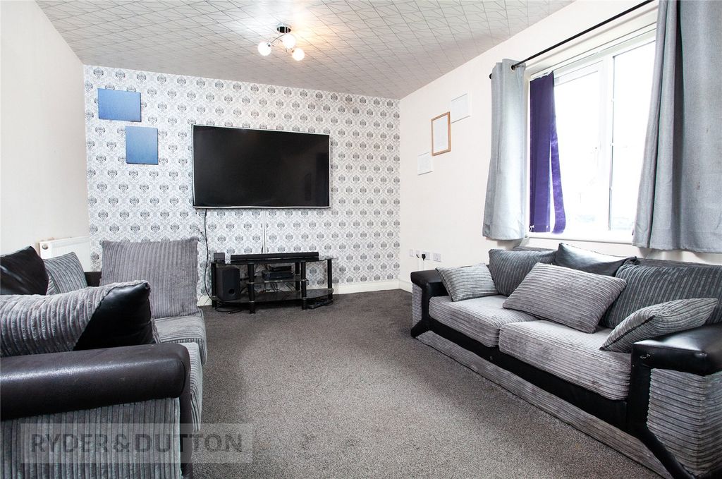 Property photo 3 of 21 Picture No. 14