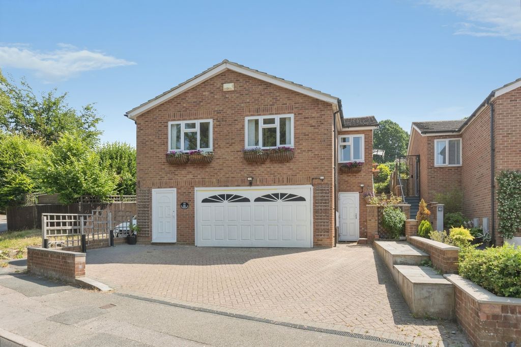 Property photo 1 of 20 Pbox-Img.Jpg
