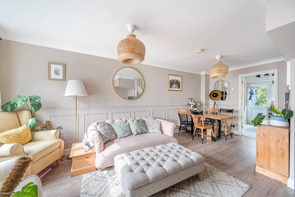 Property photo 2 of 14 152665214