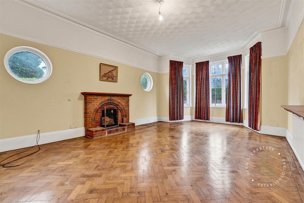 Property photo 3 of 62 Int Druidstone (3).Jpg