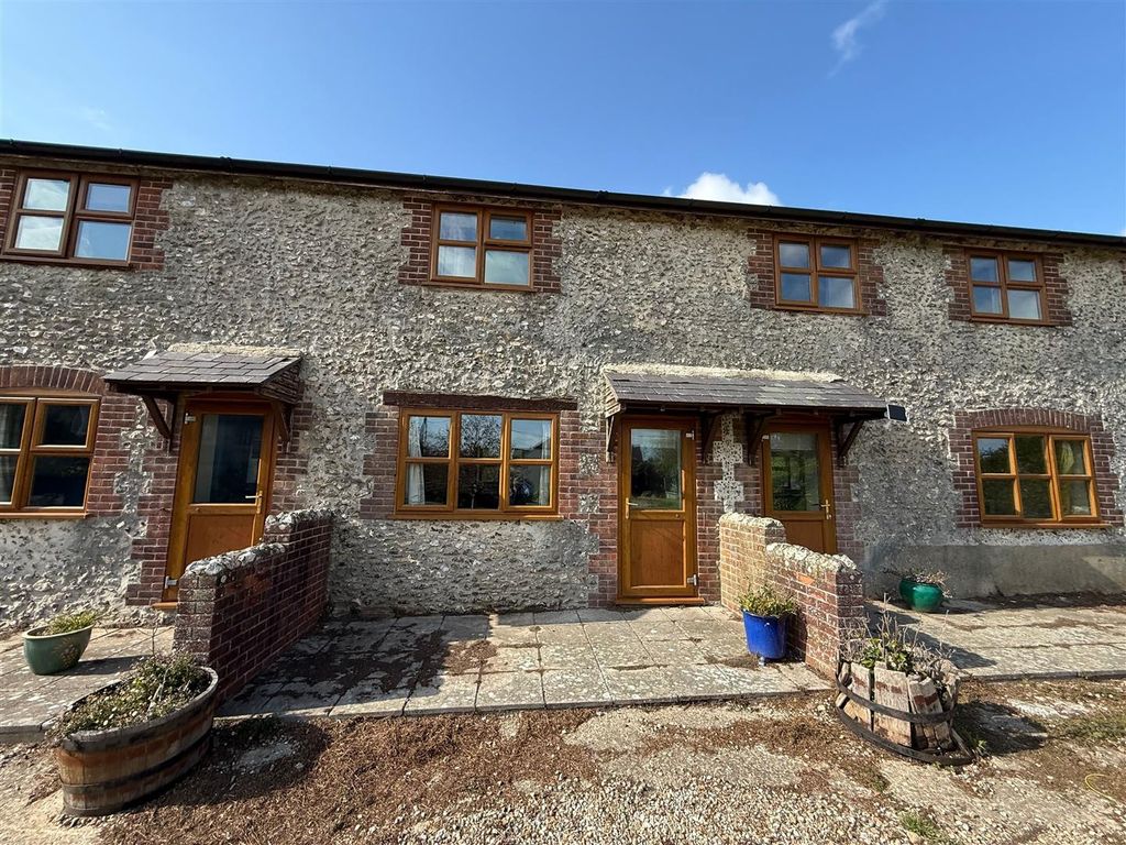 Property photo 3 of 26 Lancombe Cottages Front