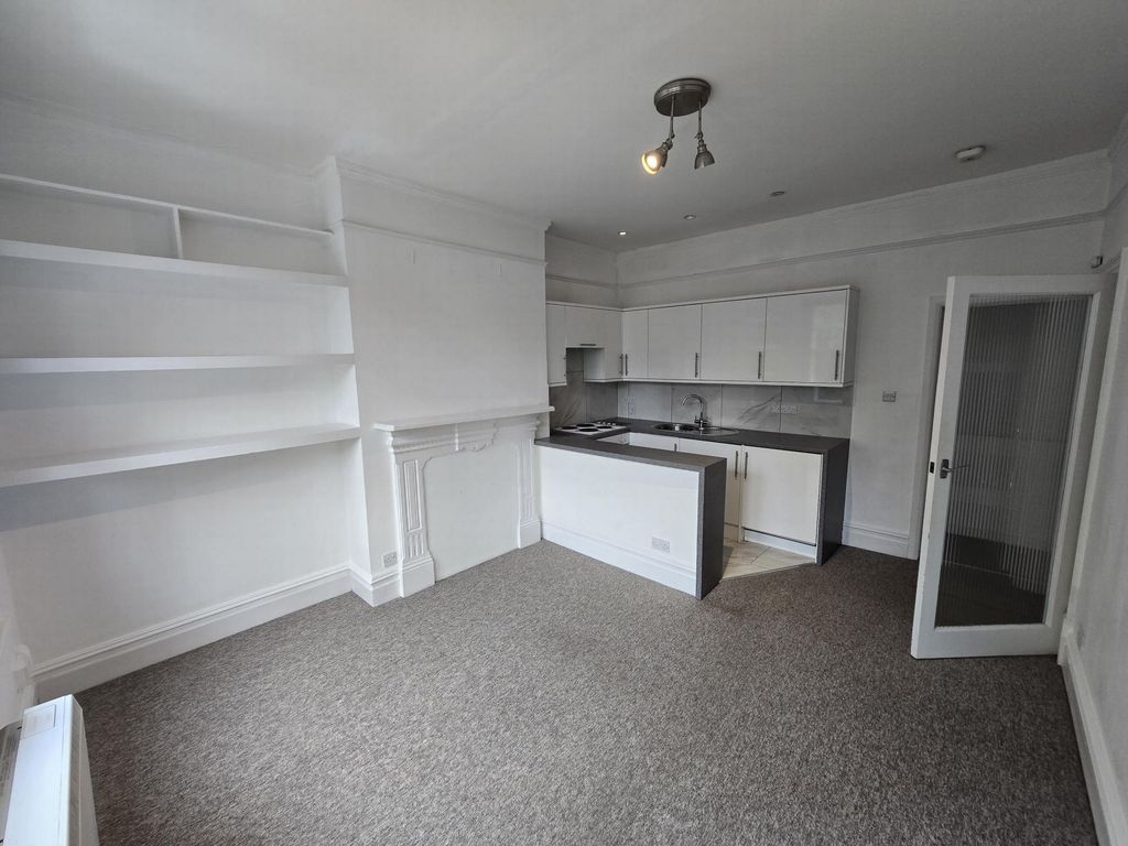 Property photo 3 of 6 Photo 3