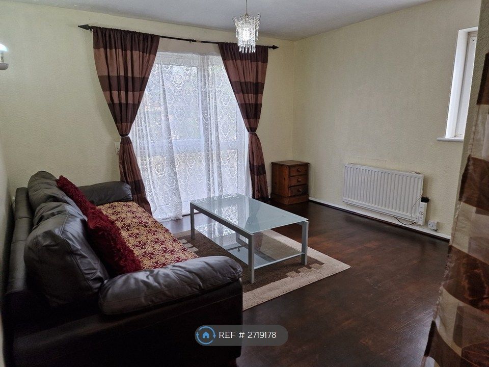 Property photo 3 of 10