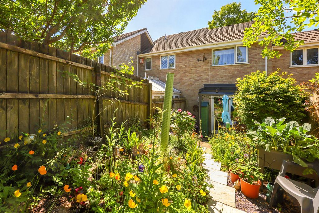 Property photo 2 of 18 Picture No. 04