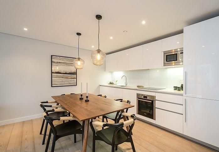 Property photo 2 of 7 Kitchen