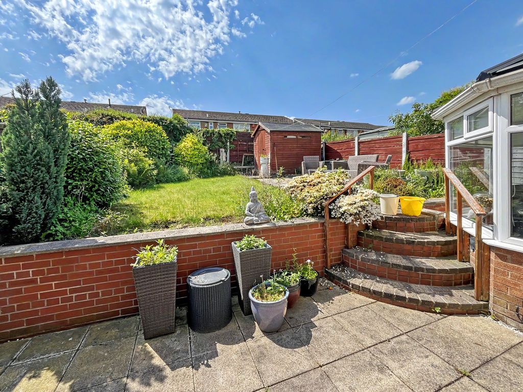 Property photo 2 of 34