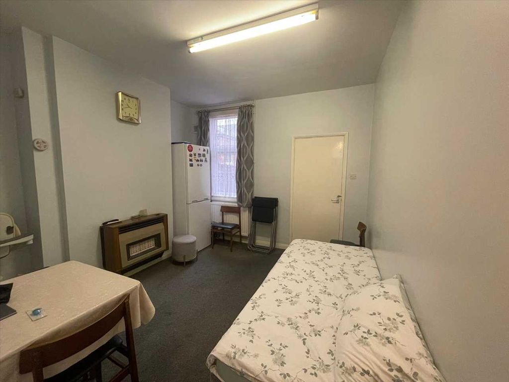 Property photo 2 of 10 1st Reception Room