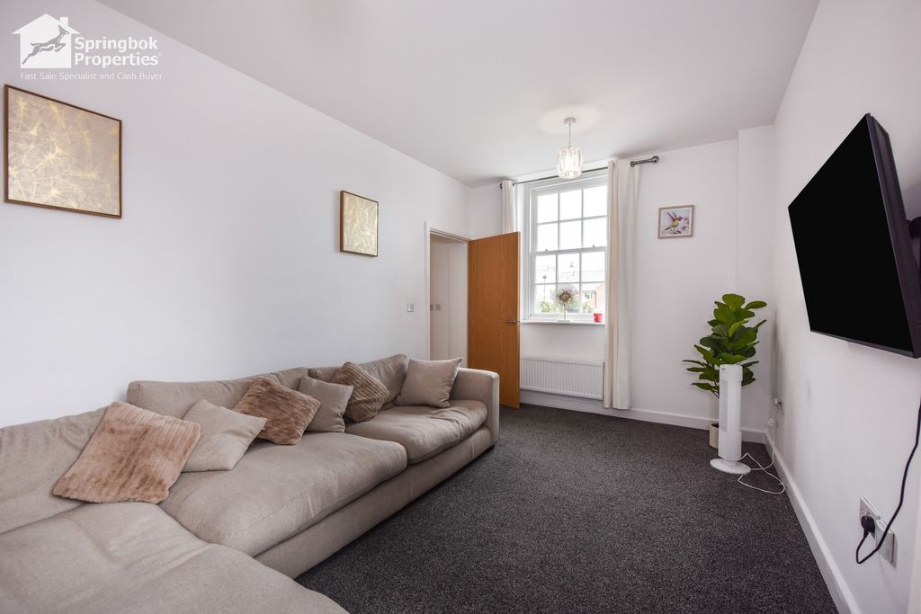 Property photo 3 of 13 2