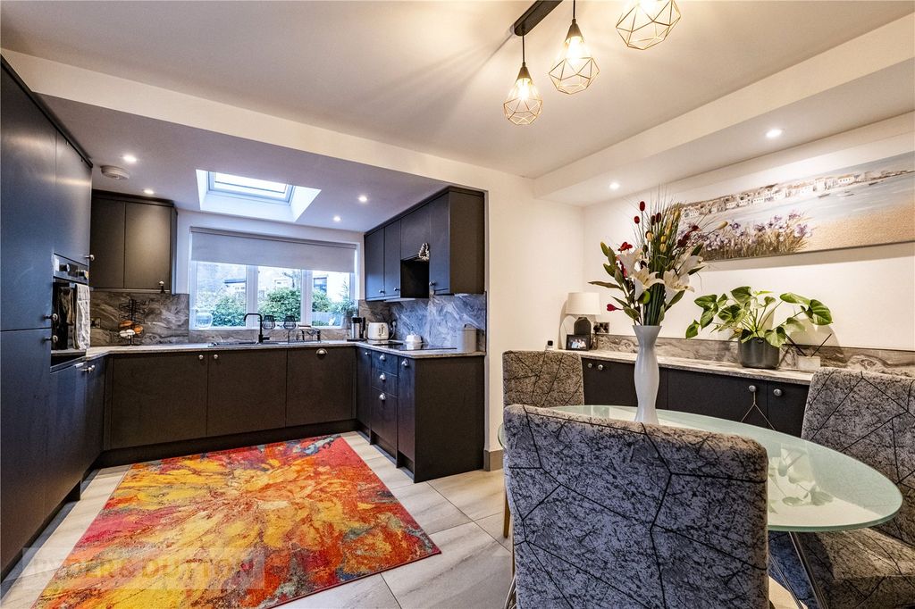 Property photo 2 of 24 Kitchen Diner