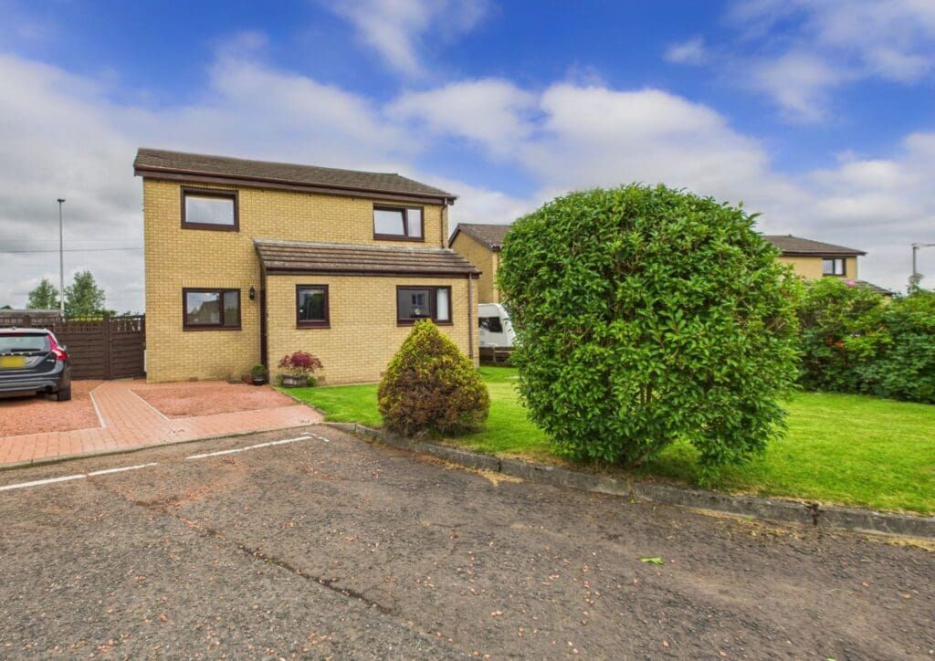 Property photo 1 of 26