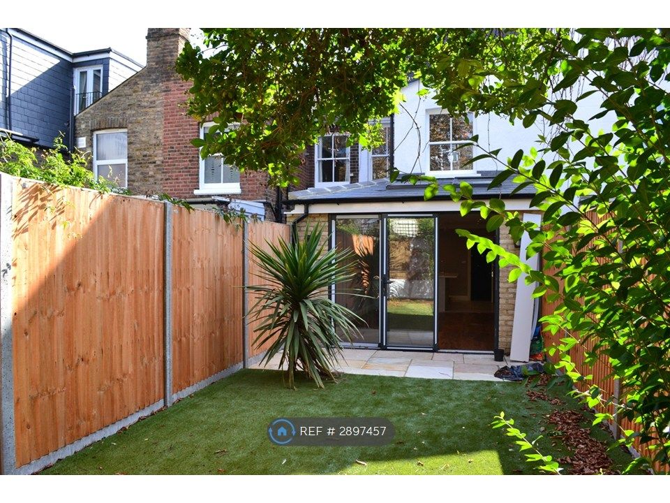 Property photo 3 of 11