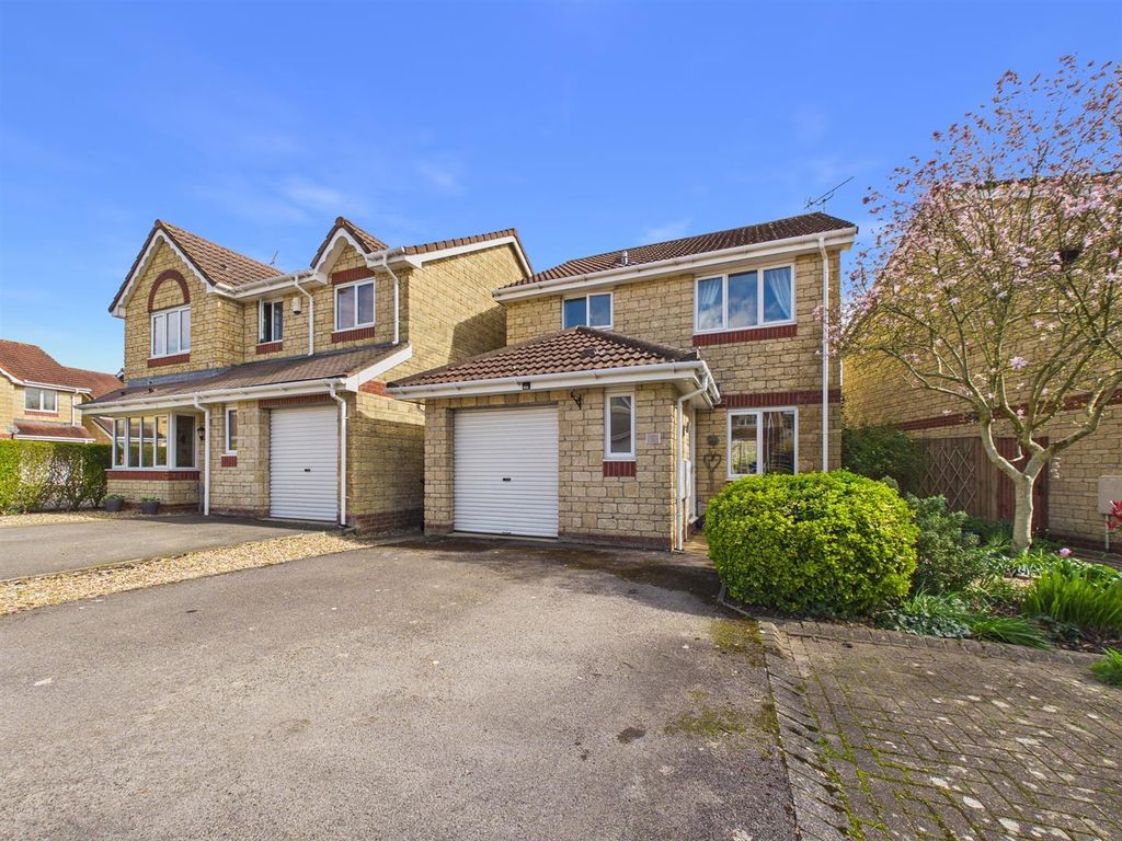 Property photo 1 of 13 Front