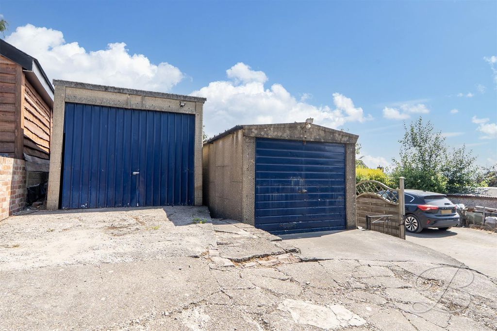 Property photo 2 of 32 Ccltd-46.Jpg
