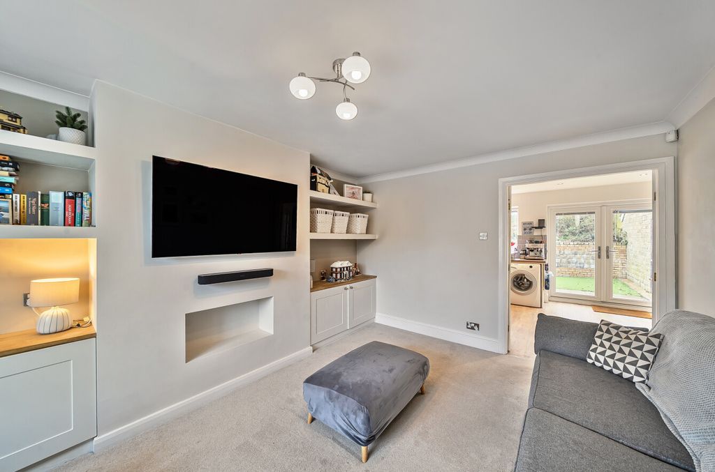 Property photo 3 of 10 1422623-9-69A1Bf0...