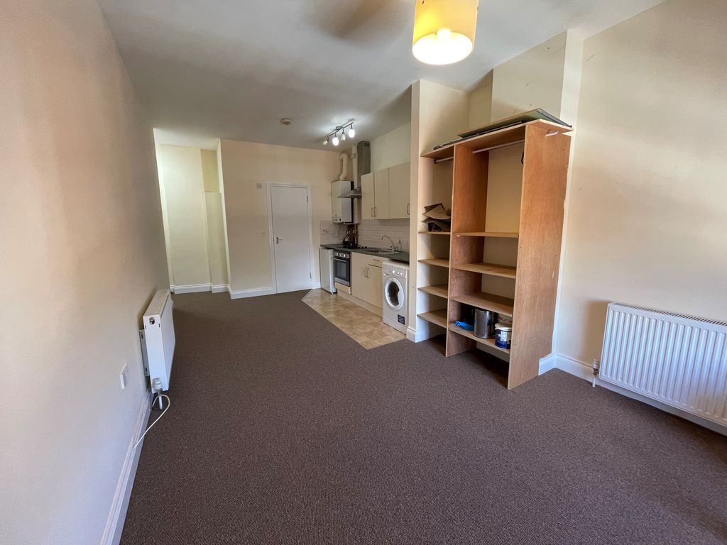 Property photo 3 of 4
