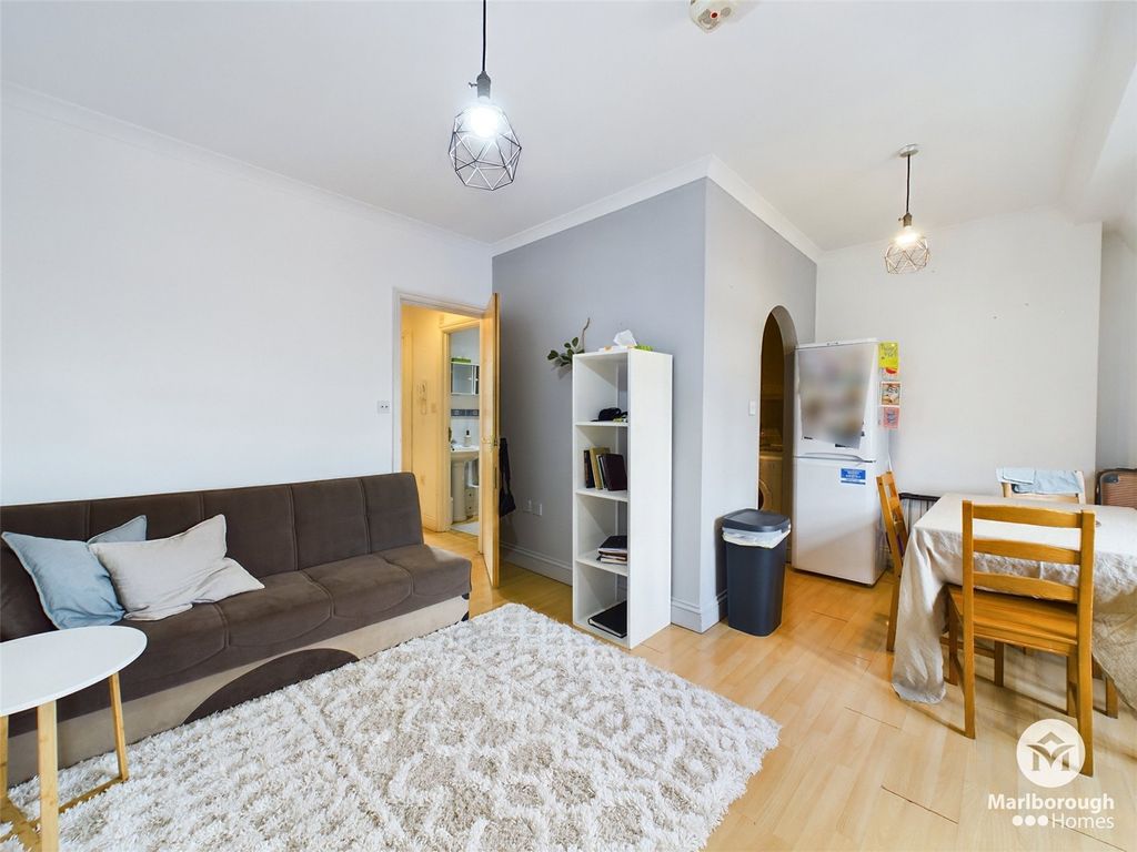 Property photo 1 of 14 Brick Lane E1
