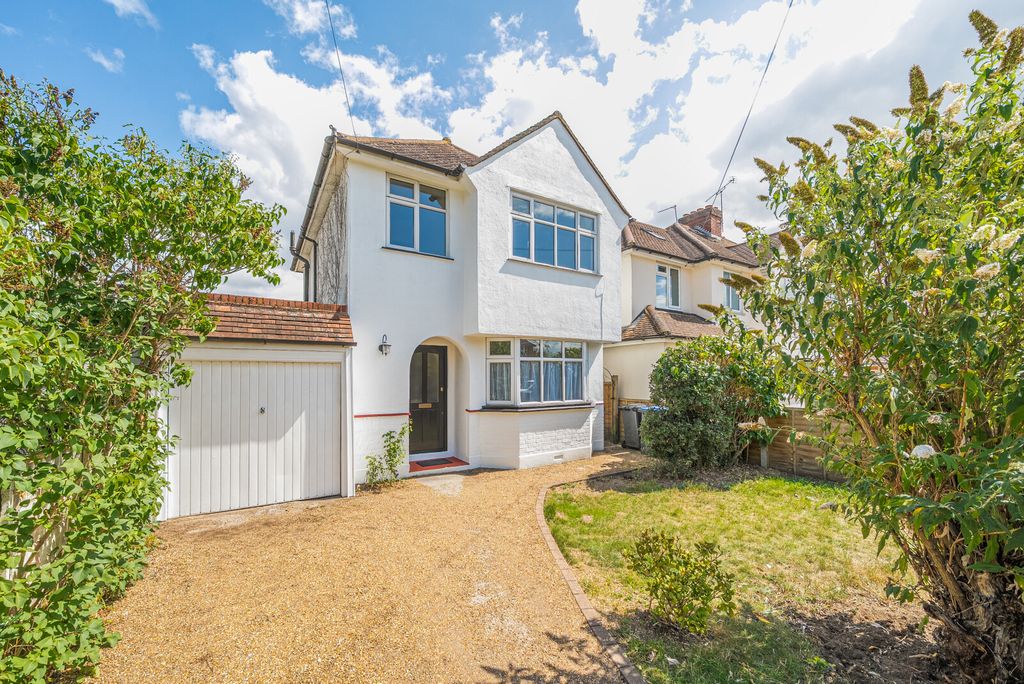 Property photo 1 of 22 1334045-1-689245F...
