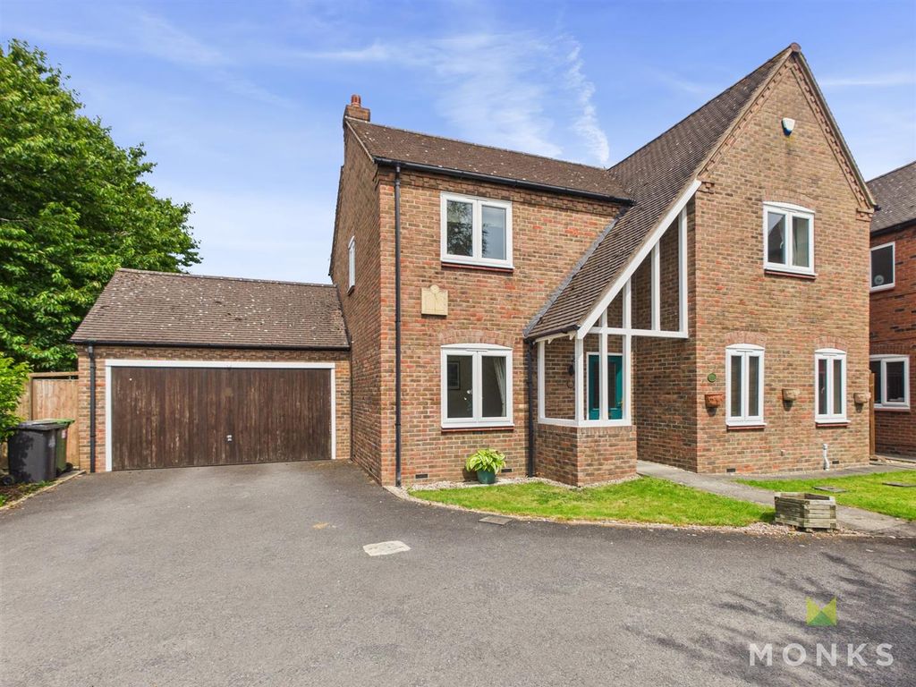Property photo 1 of 18 Cam01348G0-Pr0705-Still001.Jpg