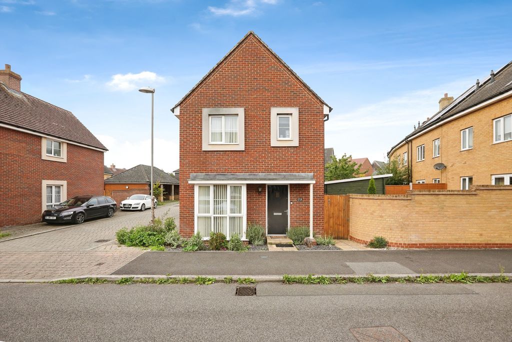 Property photo 1 of 18